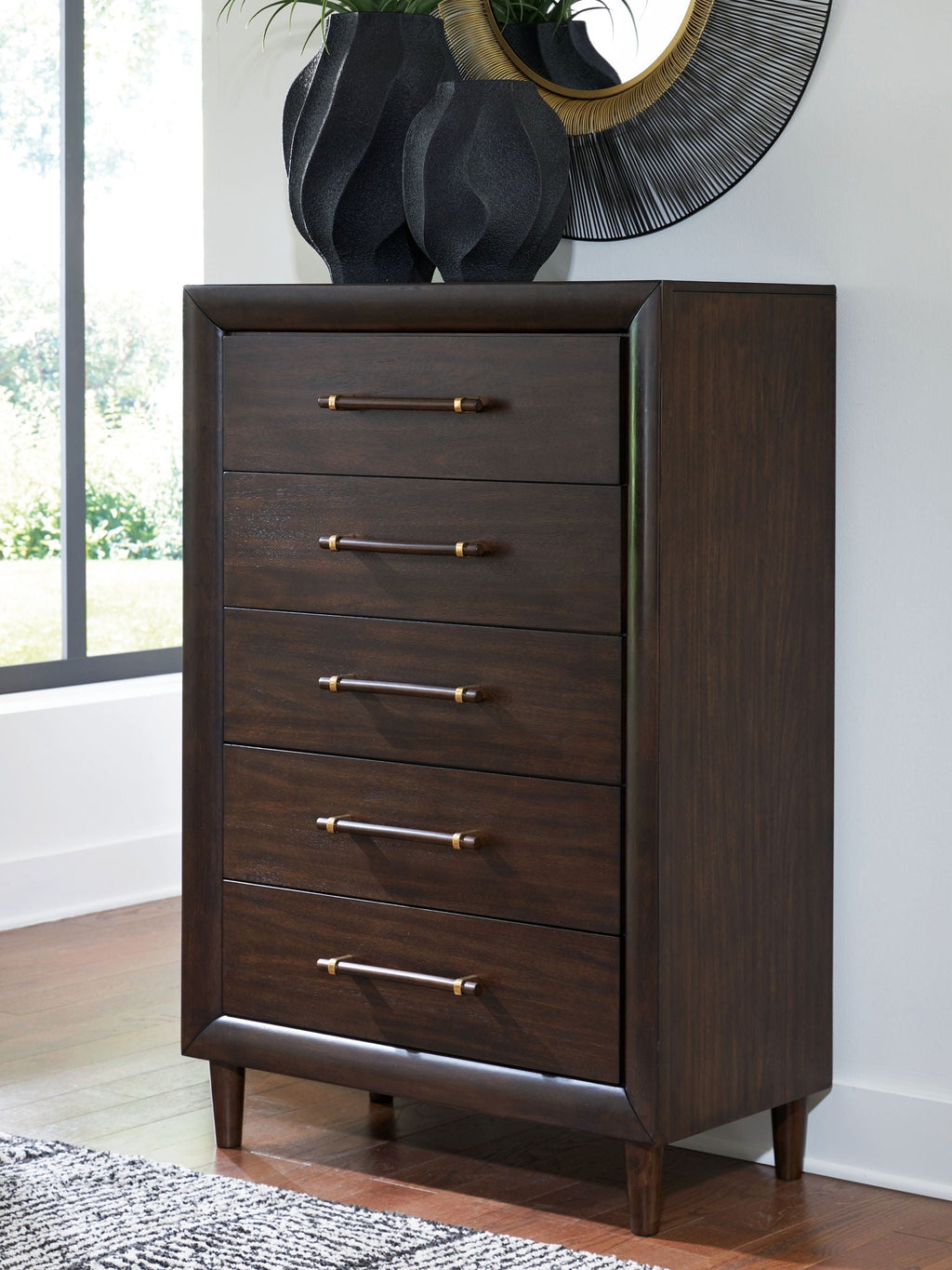 Dantenton - Five Drawer Chest - Merlot-1