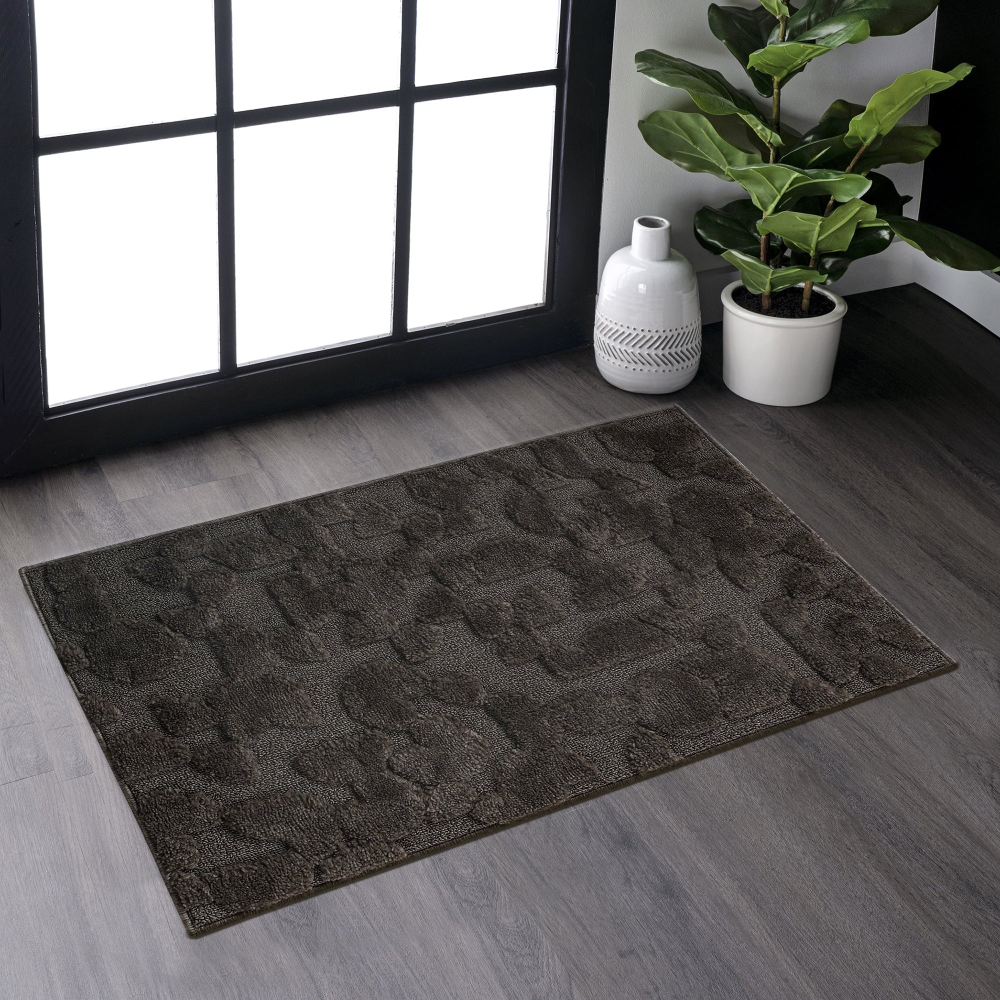 Step Collection Brown Indoor Area Rug