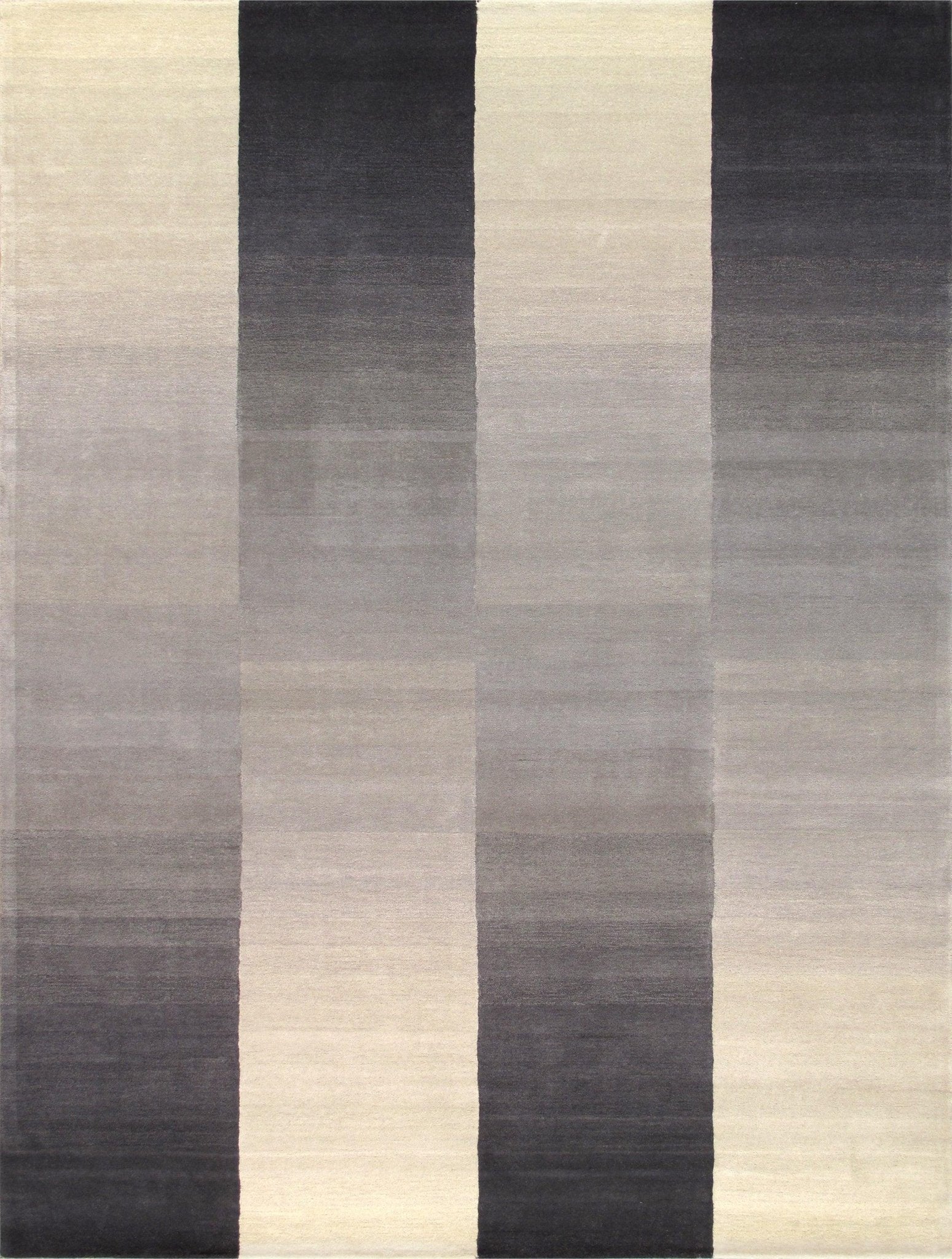 Canvello Modern Hand-Tufted Silver/Ivory Bsilk & Wool Area Rug- 7'9" X 9'9"