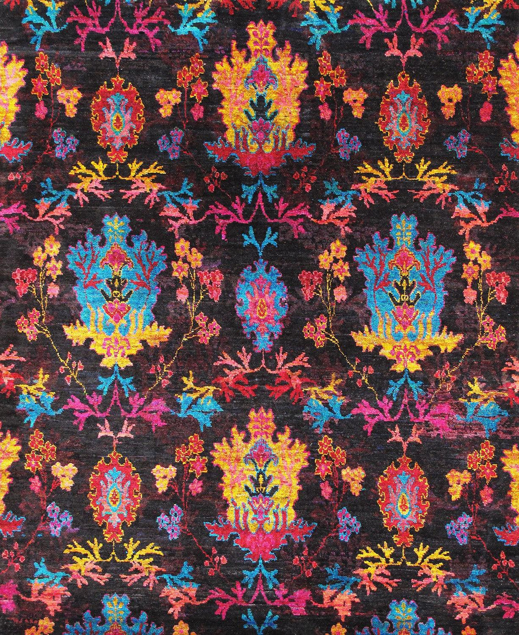 Canvello Modern Ikat Design Hand-Knotted Sari Silk Area Rug- 6'7" X 7'11"