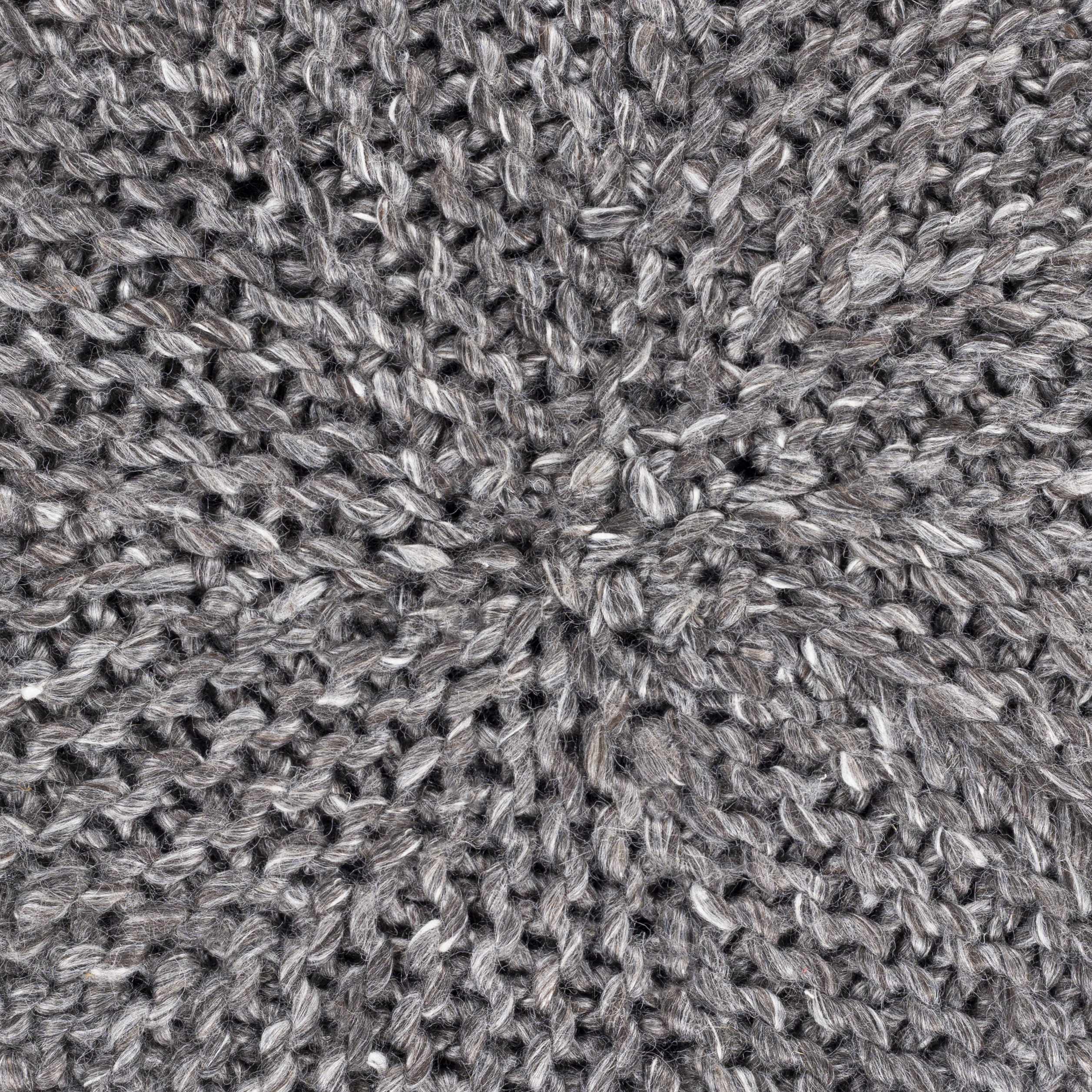 Hallie Pouf